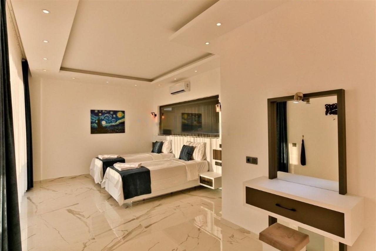 Villa Lycian-Kalkan 3 Bedroom-2 Jakuzzies-Sauna-Turkish Hamam-Huge Private Pool&lovely garden Kaş Buitenkant foto