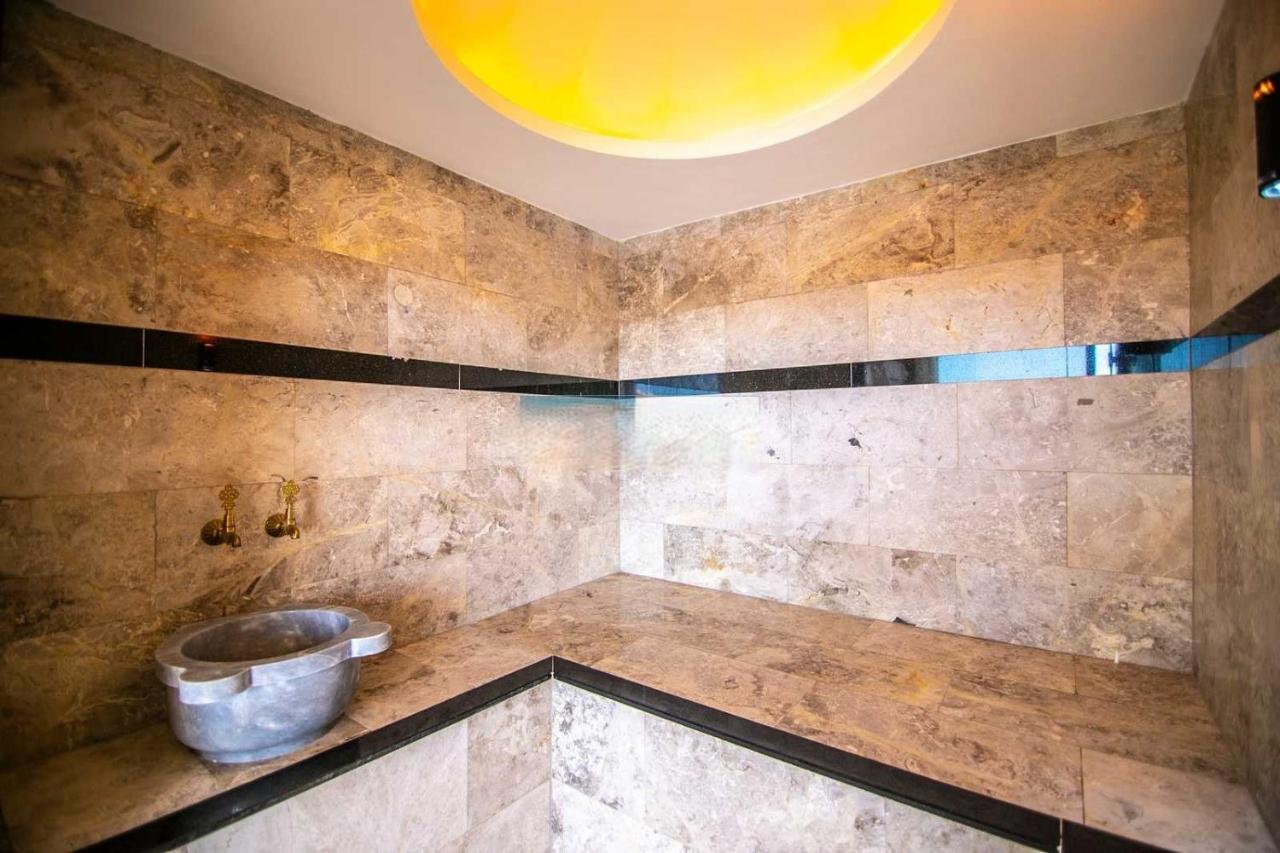 Villa Lycian-Kalkan 3 Bedroom-2 Jakuzzies-Sauna-Turkish Hamam-Huge Private Pool&lovely garden Kaş Buitenkant foto