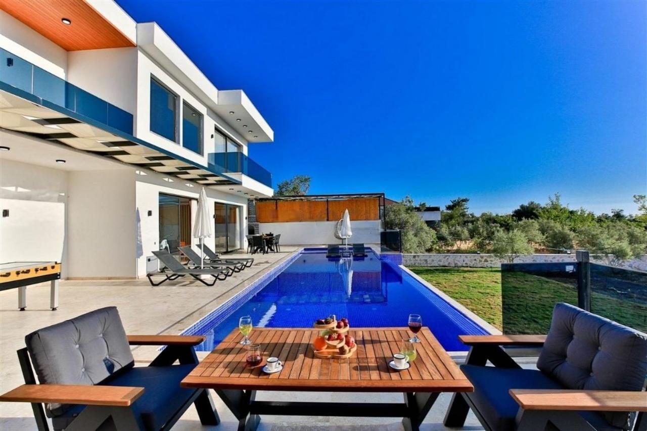 Villa Lycian-Kalkan 3 Bedroom-2 Jakuzzies-Sauna-Turkish Hamam-Huge Private Pool&lovely garden Kaş Buitenkant foto